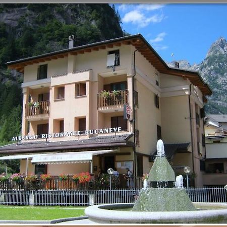 Hotel Ristorante Bucaneve 圣马蒂诺 外观 照片